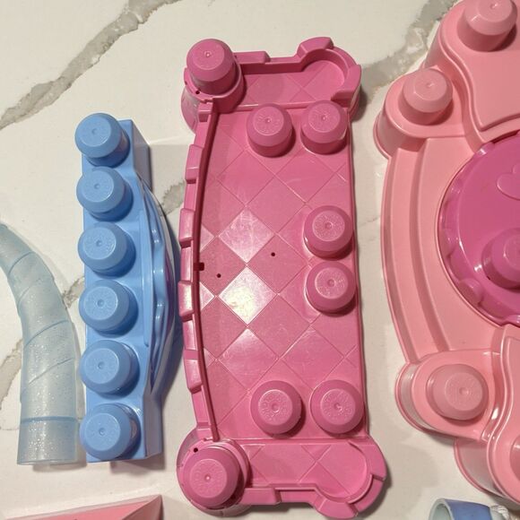 Mega Bloks RARE Disney Prince Charming and Cinderella Castle Set Building Blocks - Picture 5 of 16